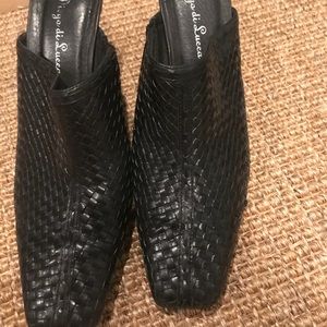 Black leather woven mules
